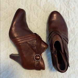 Authentic Born bootie heels